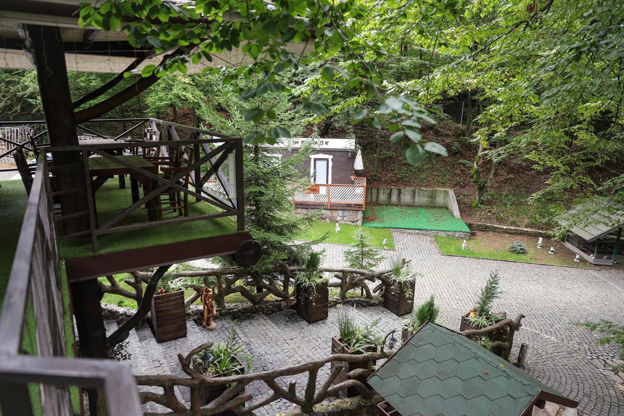 База Відпочинку Forest Stream Svalyava Esterno foto